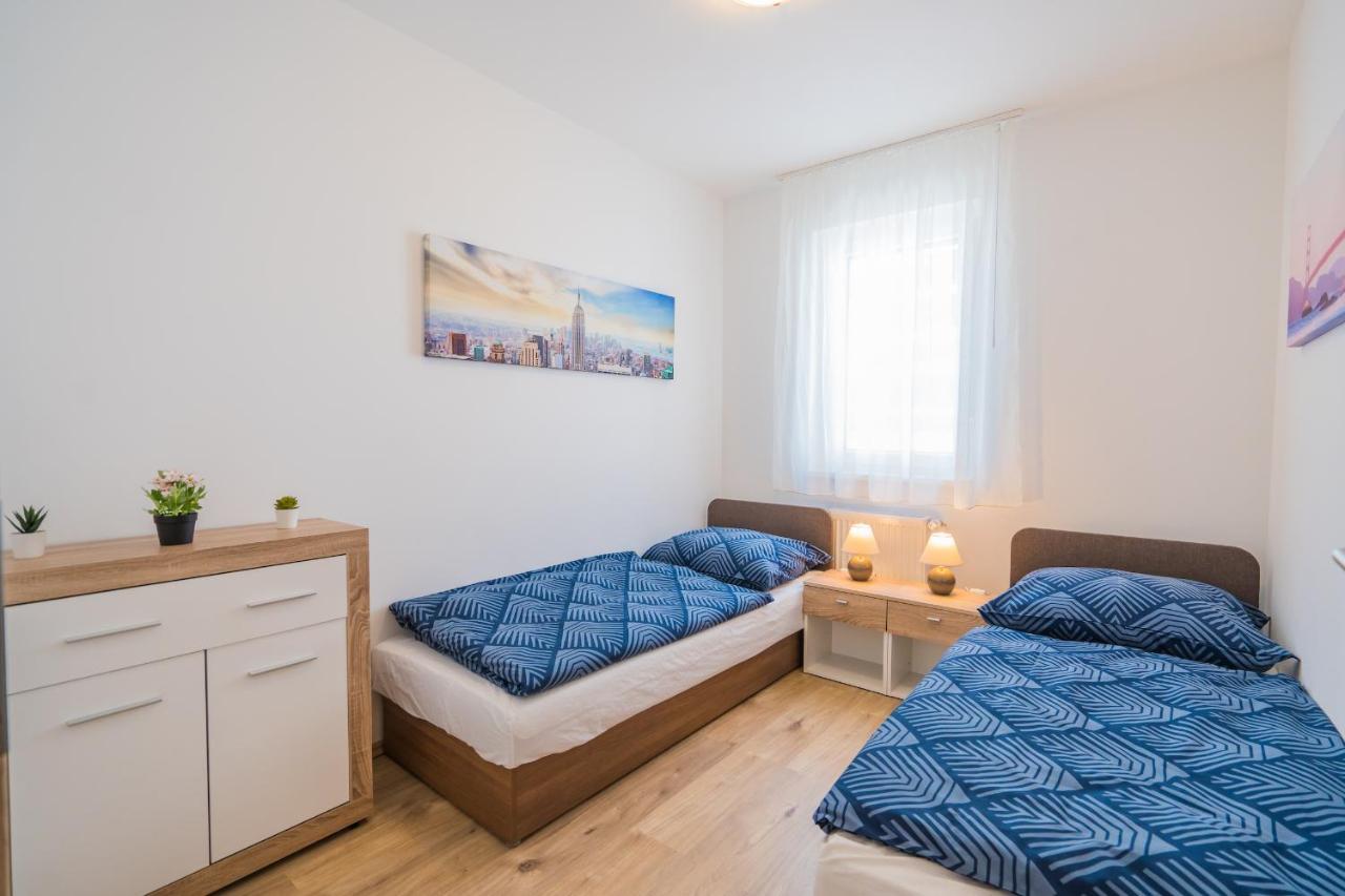 Gemini Apartments Siofok I., Iii. מראה חיצוני תמונה