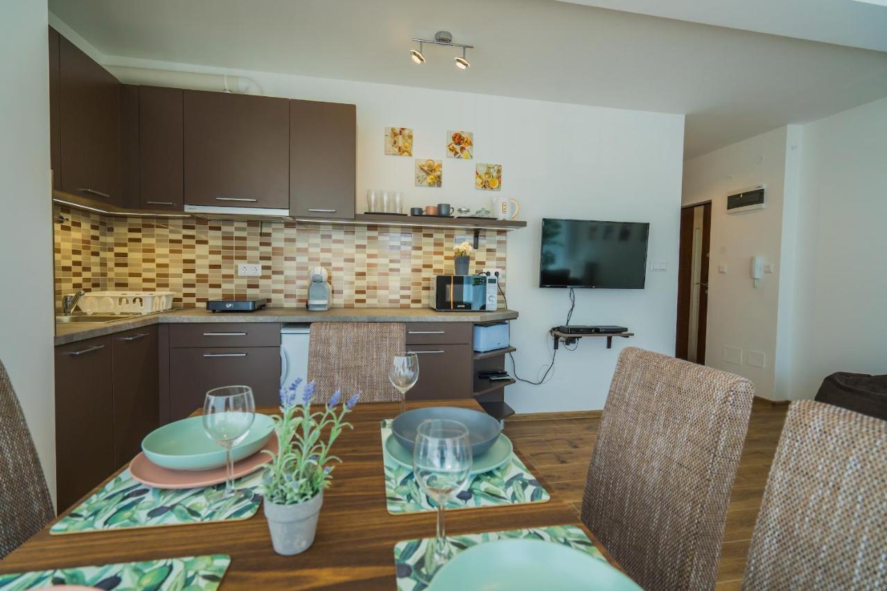 Gemini Apartments Siofok I., Iii. מראה חיצוני תמונה