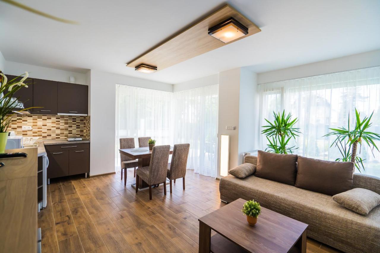 Gemini Apartments Siofok I., Iii. מראה חיצוני תמונה