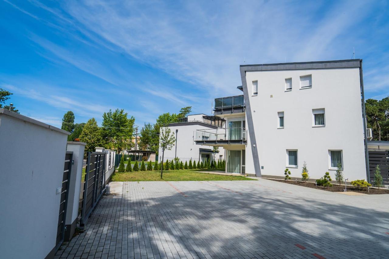 Gemini Apartments Siofok I., Iii. מראה חיצוני תמונה