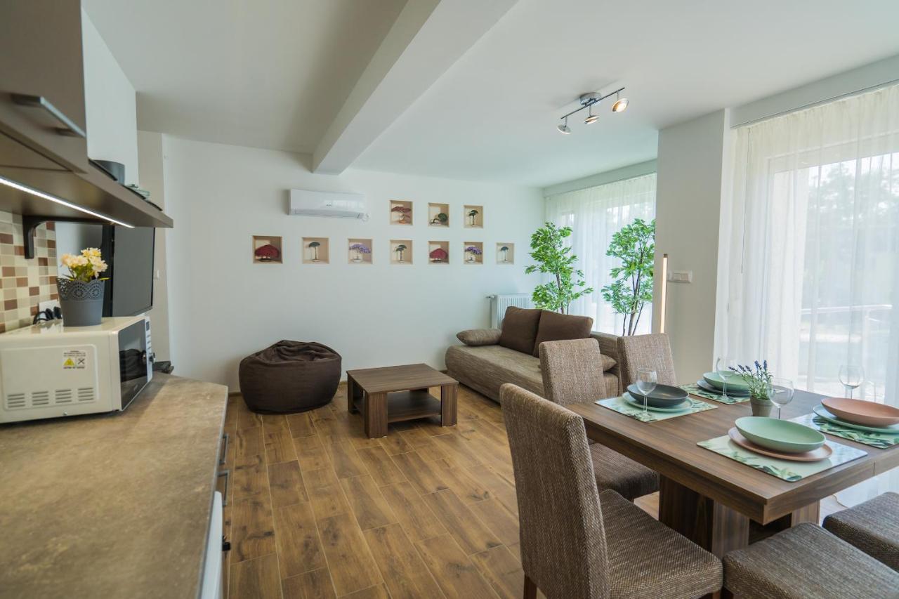 Gemini Apartments Siofok I., Iii. מראה חיצוני תמונה