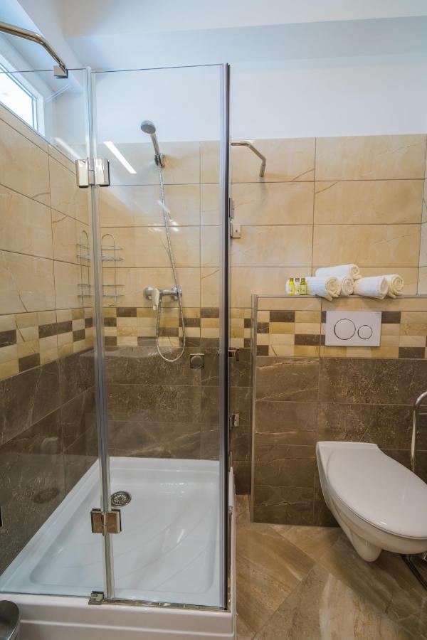 Gemini Apartments Siofok I., Iii. מראה חיצוני תמונה